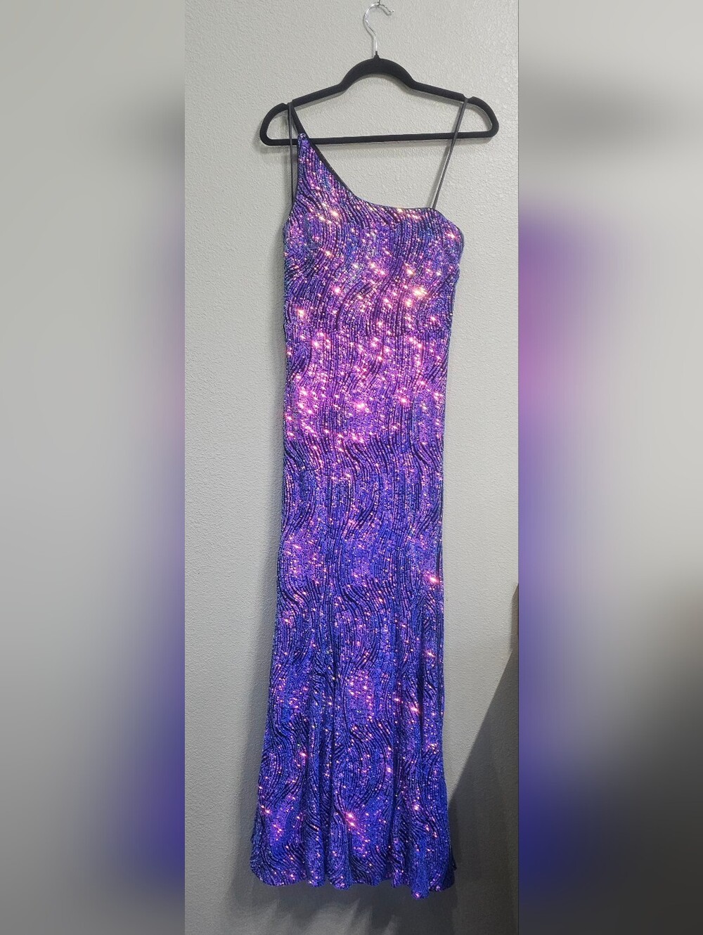 Morgan & Co. Purple Sequin One-Shoulder Prom/Evening Dress